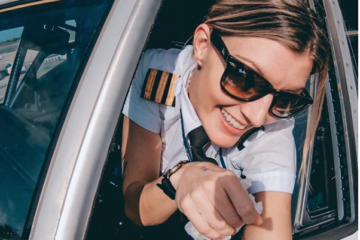 Најубава на небото: Прекрасната Марија има опасна работа и армија на обожаватели