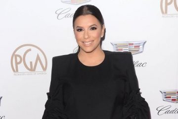 Ева Лонгориja: Актеркатa блеска во седмиот месец од бременоста! (ФОТО)