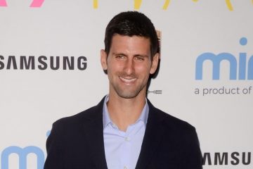 Новак ја објави својата прва фотографија со ќерката Тара (ФОТО)