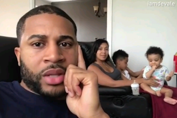 Интересен момент.Тие секогаш трчаат по своите мајки! (ВИДЕО)