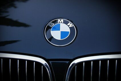BMW го „отфрла“ автоматскиот менувач со двојна спојка
