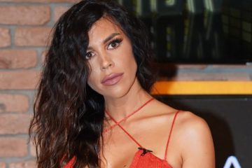 Погледнете ја љубовната приказна, Каја ги откри деталите од свршувачката